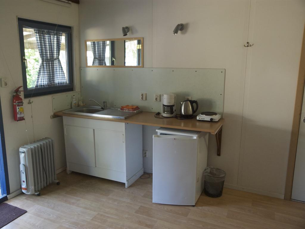 Holiday Home Ossa Basecamp Sint Odiliënberg الغرفة الصورة